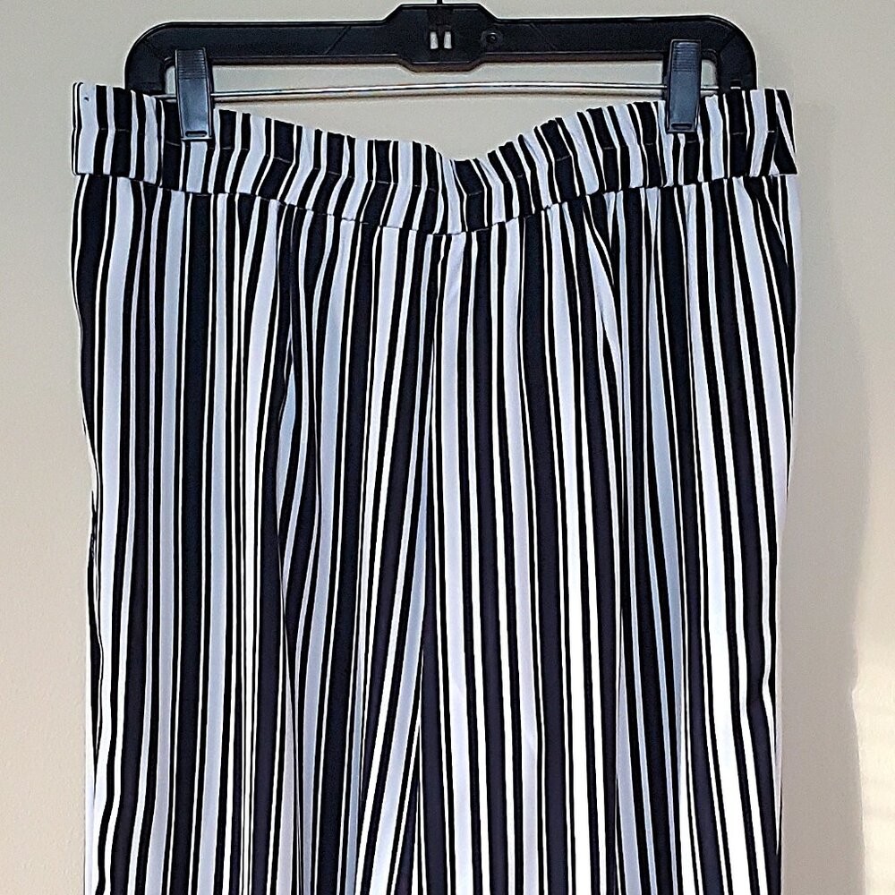 Cato Navy/White Striped High Rise Belted Wide Leg Pants SZ L - Picture 9 of 10